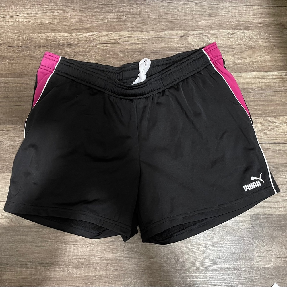 Puma size large shorts